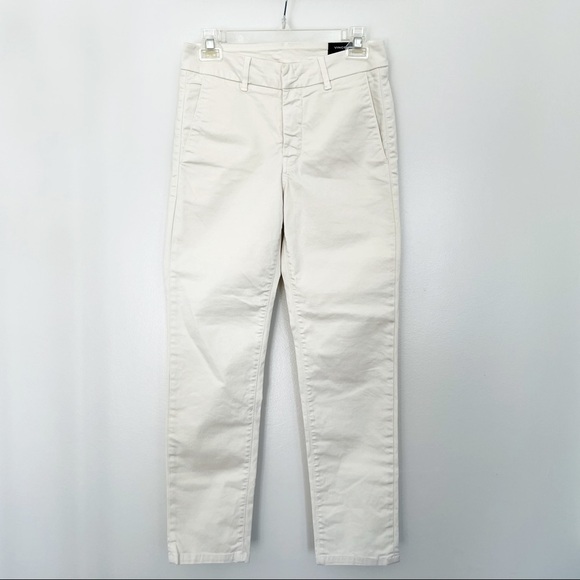 VINCE Classic Solid Chino Pant in Sheep Skin Wash - Picture 3 of 12